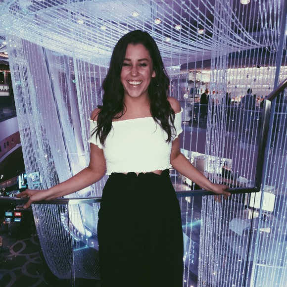 Meet your Posher, Amy - Picture 1 of 1